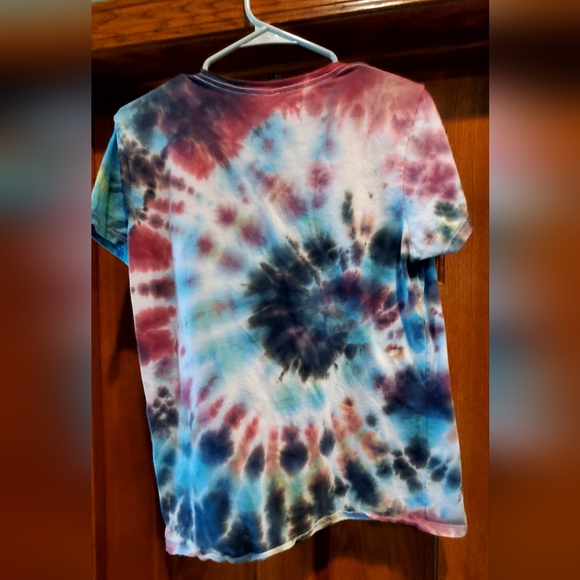 Anvil, Women's size Large, Tie Dyed, short sleeve Tee, good shape, barely worn - Picture 4 of 4